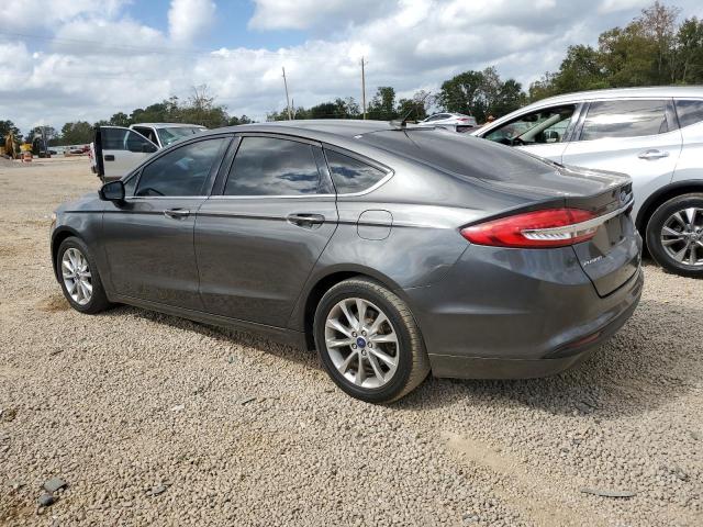 3FA6P0HD5HR289939 - 2017 FORD FUSION SE CHARCOAL photo 2