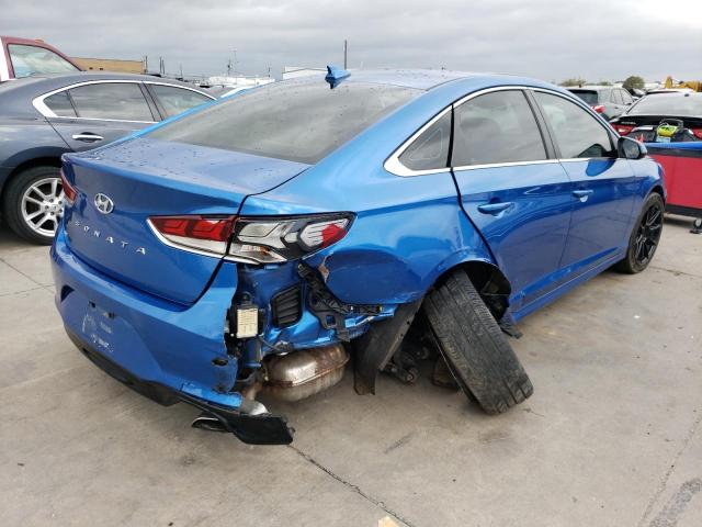 5NPE24AF0JH592076 - 2018 HYUNDAI SONATA SE BLUE photo 3