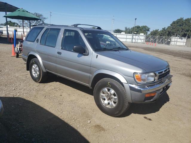 JN8AR05Y5WW282297 - 1998 NISSAN PATHFINDER LE 银色 照片 4