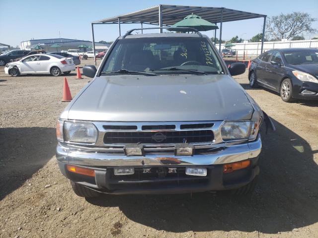JN8AR05Y5WW282297 - 1998 NISSAN PATHFINDER LE 银色 照片 5