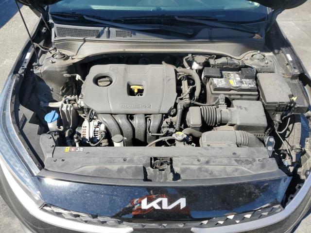 3KPF24AD5NE425144 - 2022 KIA FORTE FE BLACK photo 11