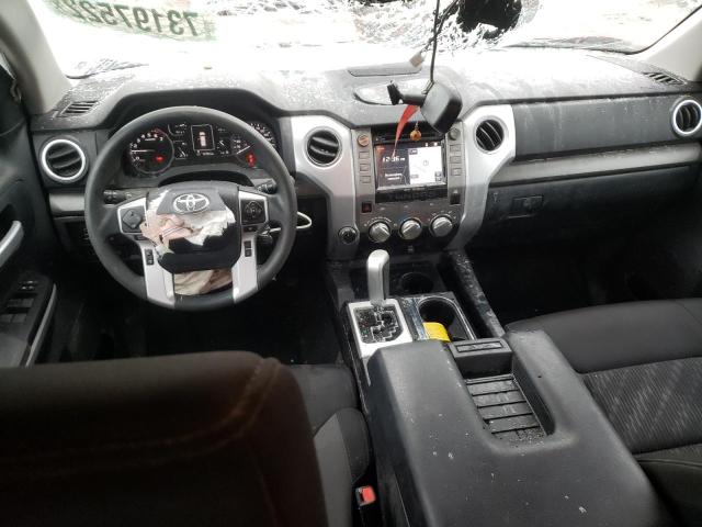 5TFUY5F12JX746532 - 2018 TOYOTA TUNDRA DOUBLE CAB SR/SR5 ORANGE photo 8