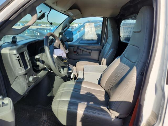 1GCWGAFP8J1189203 - 2018 CHEVROLET EXPRESS G2 白色 照片 7