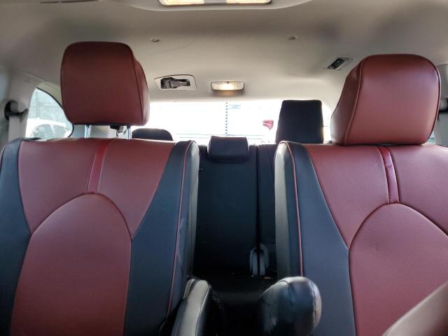 5TDGZRAH4NS135404 - 2022 TOYOTA HIGHLANDER XLE SILVER photo 10