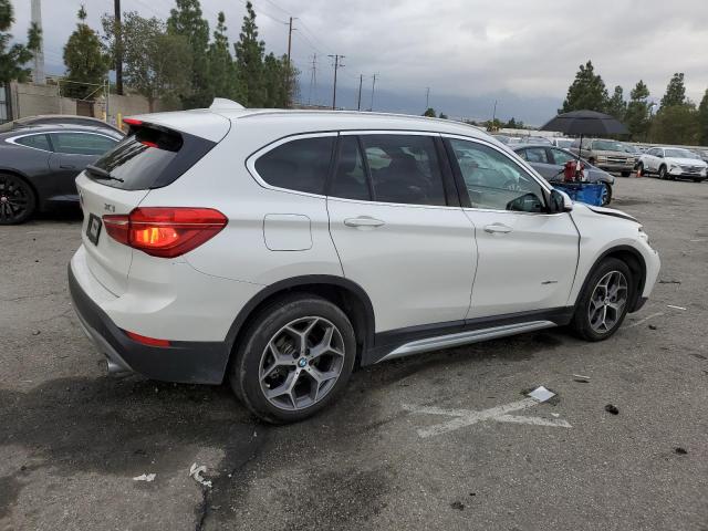 WBXHU7C30J5H45492 - 2018 BMW X1 SDRIVE28I Ақ фото 3