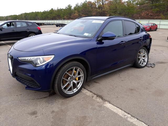 ZASFAKNN2J7C07450 - 2018 ALFA ROMEO STELVIO TI SPORT BLUE photo 1
