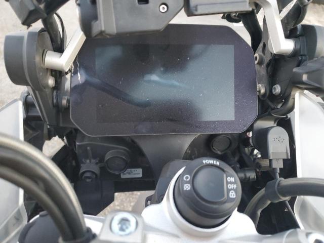 WB10M1309N6F46340 - 2022 BMW R 1250 GS ADVENTURE BLACK photo 8