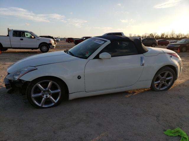 JN1AZ36A35M751639 - 2005 NISSAN 350Z ROADSTER WHITE photo 1