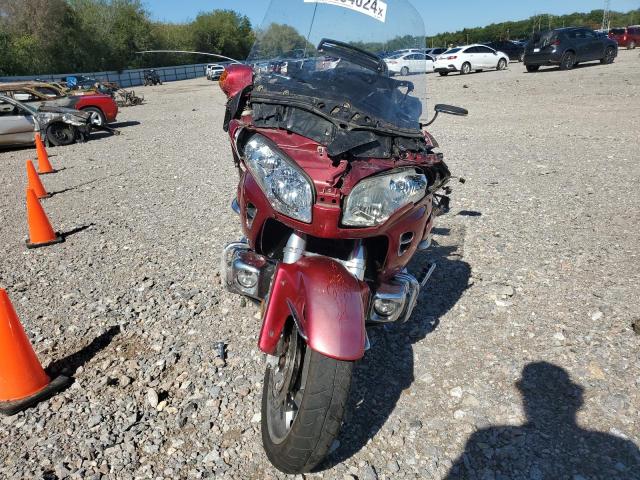 1HFSC47004A300866 - 2004 HONDA GL1800 RED photo 2