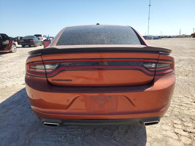 2C3CDXBG3NH145965 - 2022 DODGE CHARGER SXT ORANGE photo 6