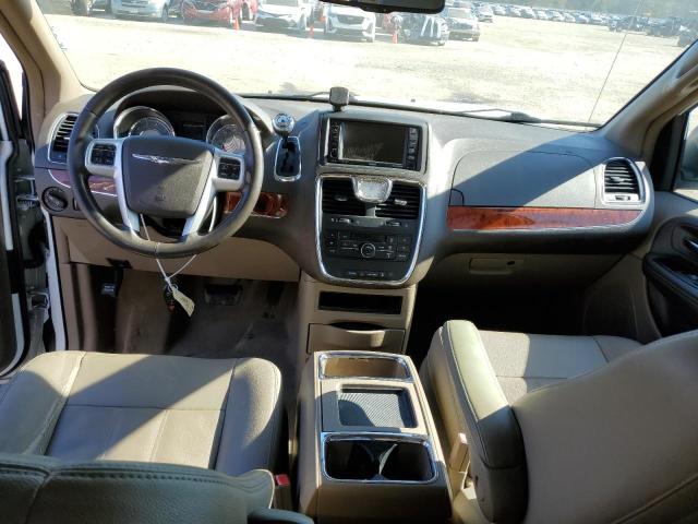 2C4RC1BG0FR676039 - 2015 CHRYSLER TOWN & COU TOURING Weiß Foto 8