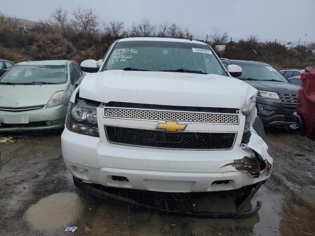 3GNTKEE79CG243288 - 2012 CHEVROLET AVALANCHE LS WHITE photo 5