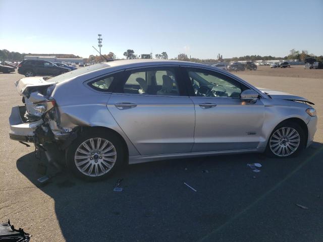 3FA6P0SUXER324334 - 2014 FORD FUSION TITANIUM PHEV SILVER photo 3