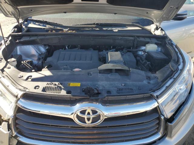 5TDJKRFHXGS503512 - 2016 TOYOTA HIGHLANDER XLE SILVER photo 12