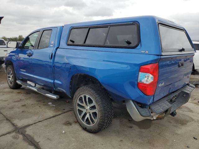 5TFUW5F15HX628040 - 2017 TOYOTA TUNDRA DOUBLE CAB SR/SR5 BLUE photo 2