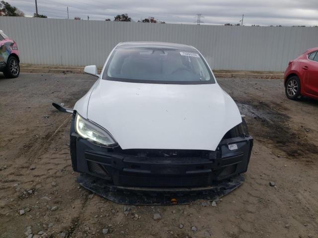 5YJSA1E29JF283880 - 2018 TESLA MODEL S WHITE photo 5