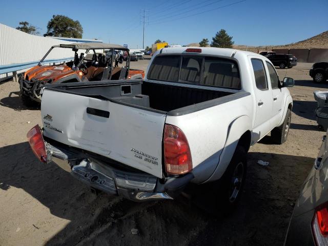 5TEJU62N26Z264060 - 2006 TOYOTA TACOMA DOUBLE CAB PRERUNNER WHITE photo 3