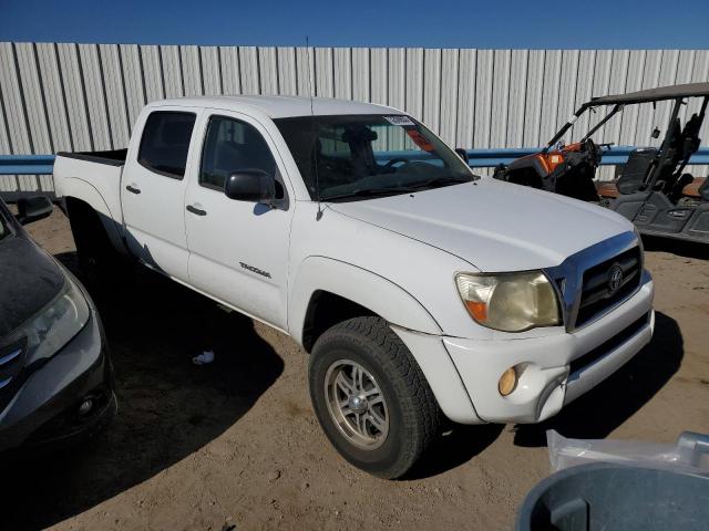 5TEJU62N26Z264060 - 2006 TOYOTA TACOMA DOUBLE CAB PRERUNNER WHITE photo 4