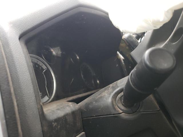 1C6RR6TT0KS650421 - 2019 RAM 1500 CLASS SLT თეთრი ფოტო 9