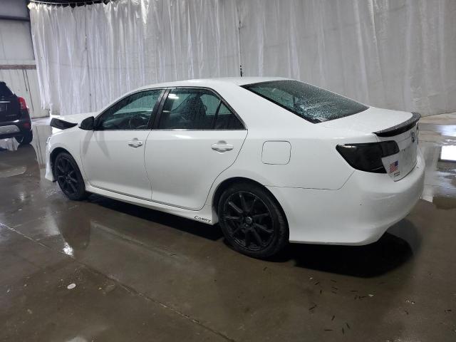 4T1BF1FK9EU387875 - 2014 TOYOTA CAMRY L WHITE photo 2