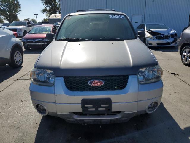 1FMCU96H25KE01446 - 2005 FORD ESCAPE HEV GRAY photo 5