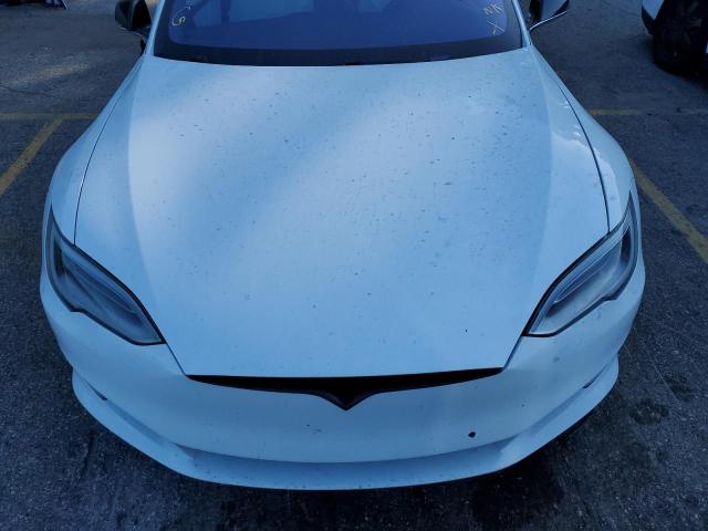 5YJSA1E29JF256971 - 2018 TESLA MODEL S Սպիտակ լուսանկար 11
