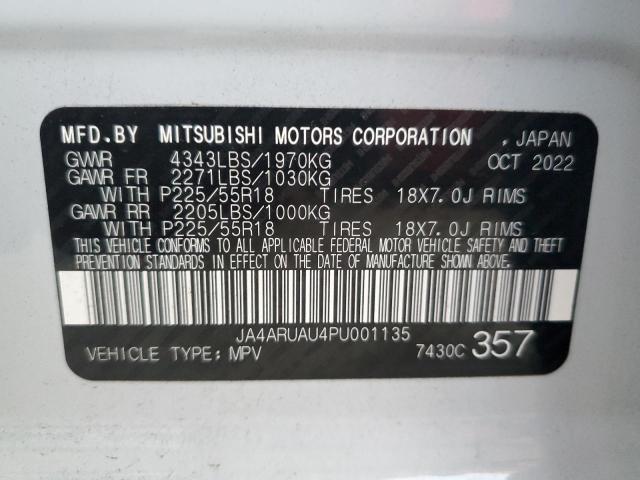 JA4ARUAU4PU001135 - 2023 MITSUBISHI OUTLANDER S/SE WHITE photo 13