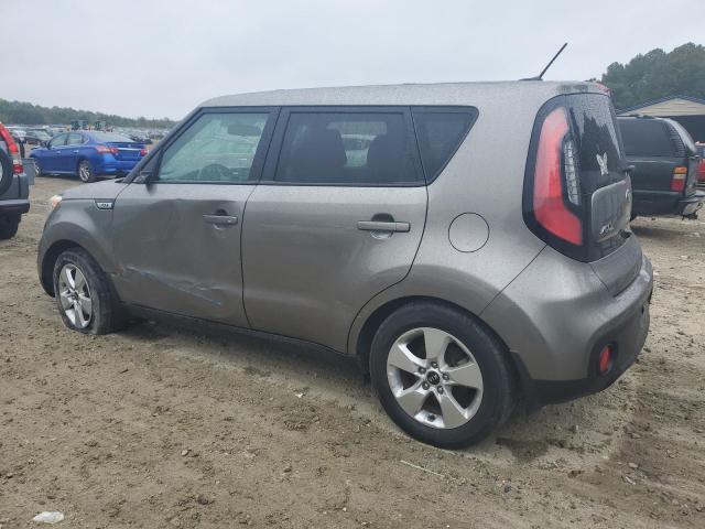 KNDJN2A21K7678803 - 2019 KIA SOUL GRAY photo 2