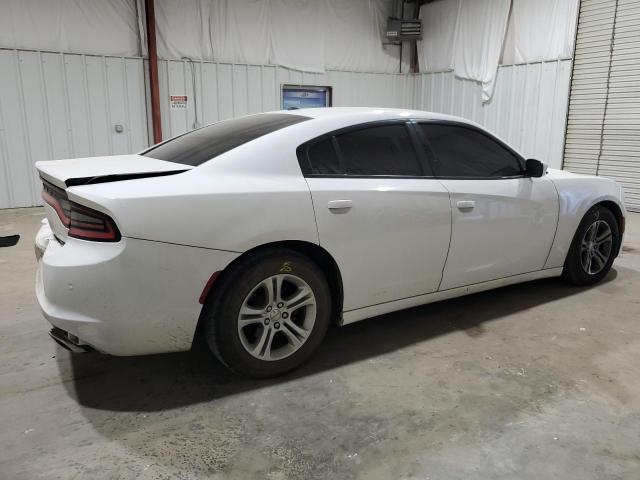 2C3CDXBG5HH530948 - 2017 DODGE CHARGER SE WHITE photo 3