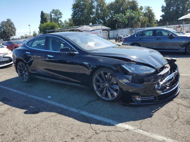 5YJSA1DPXDFP23106 - 2013 TESLA MODEL S Սև լուսանկար 4