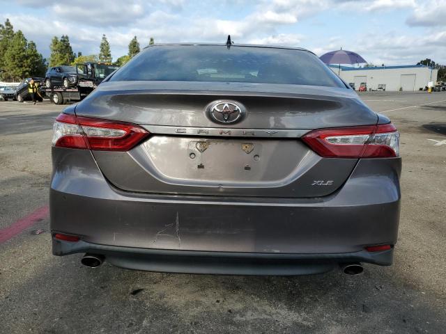 4T1BZ1HK3JU002678 - 2018 TOYOTA CAMRY XSE GRAY photo 6