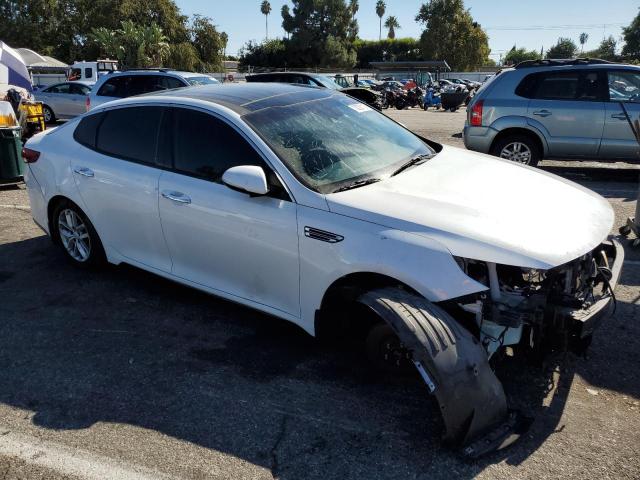 5XXGT4L35KG333136 - 2019 KIA OPTIMA LX WHITE photo 4