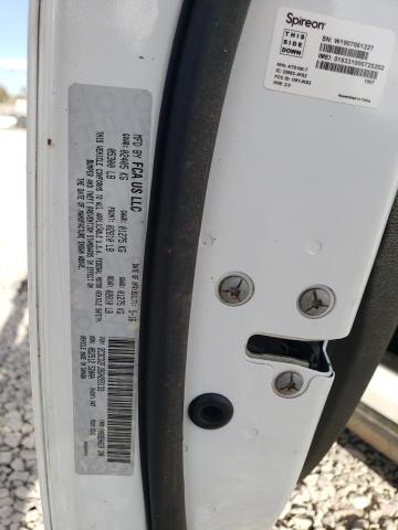 2C3CDZFJ9GH255133 - 2016 DODGE CHALLENGER R/T SCAT PACK WHITE photo 12