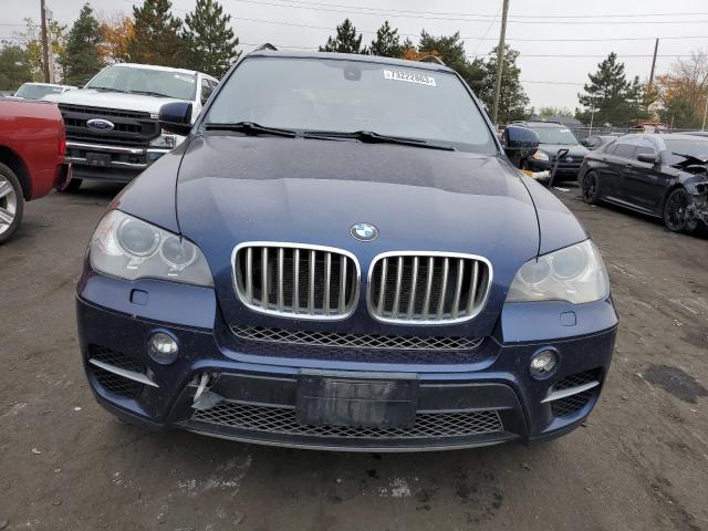 5UXZV8C59D0C16094 - 2013 BMW X5 XDRIVE50I BLUE photo 5