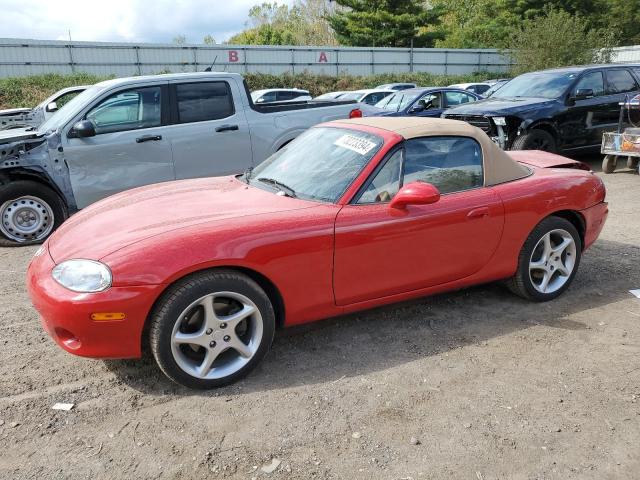 JM1NB353X10204293 - 2001 MAZDA MX-5 MIATA BASE RED photo 1