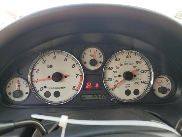 JM1NB353X10204293 - 2001 MAZDA MX-5 MIATA BASE RED photo 9