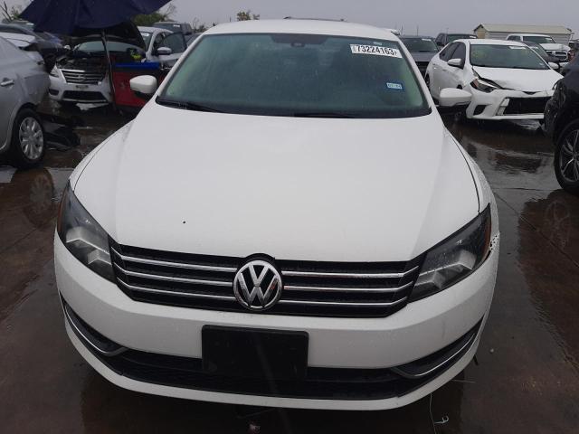 1VWAH7A38DC097190 - 2013 VOLKSWAGEN PASSAT S WHITE photo 5