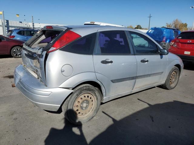 3FAFP37314R103169 - 2004 FORD FOCUS ZX5 SILVER photo 3