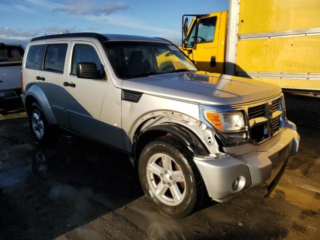 1D8GU58K97W557262 - 2007 DODGE NITRO SLT SILVER photo 4