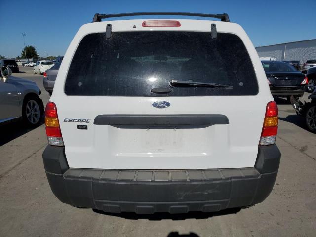 1FMYU93125KA06115 - 2005 FORD ESCAPE XLT WHITE photo 6