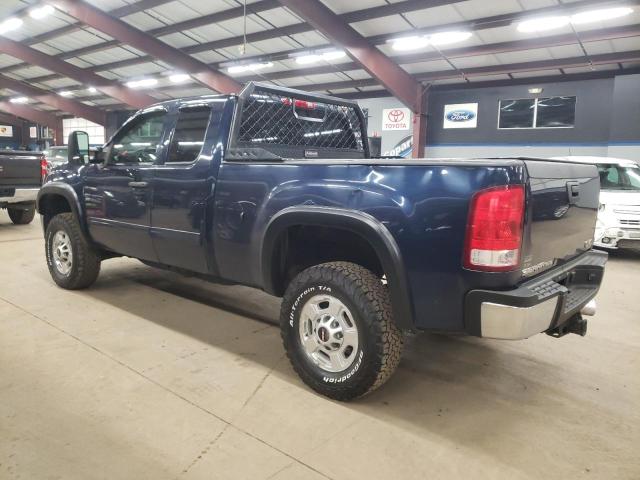 1GT220C88BZ169394 - 2011 GMC SIERRA K2500 SLE BLUE photo 2