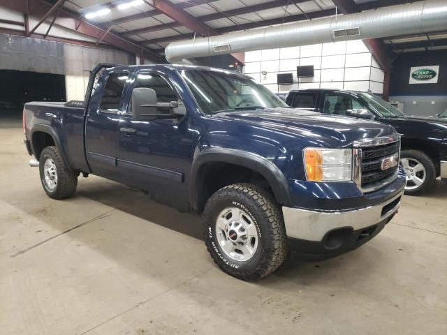 1GT220C88BZ169394 - 2011 GMC SIERRA K2500 SLE BLUE photo 4