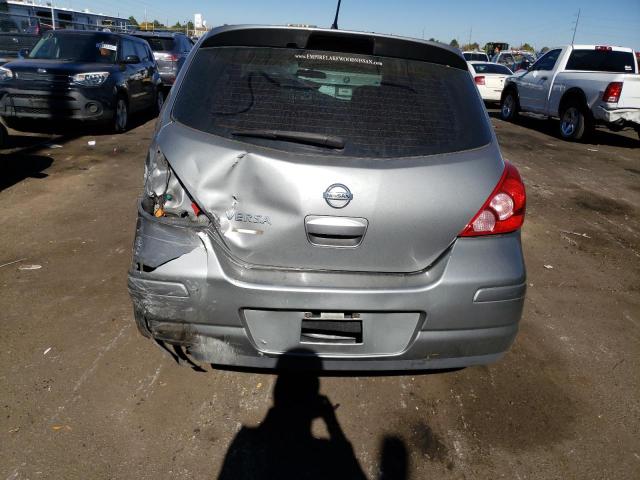 3N1BC1CPXCK285398 - 2012 NISSAN VERSA S GRAY photo 6