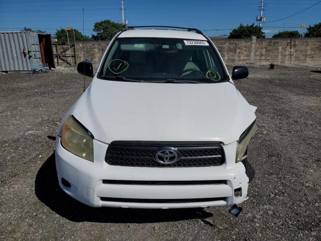 JTMBD33V066010233 - 2006 TOYOTA RAV4 WHITE photo 5