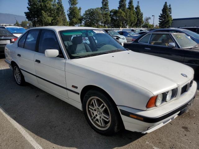 WBAHE132XSGE55584 - 1990 BMW 5 SERIES I WHITE photo 4