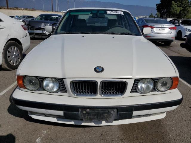 WBAHE132XSGE55584 - 1990 BMW 5 SERIES I WHITE photo 5