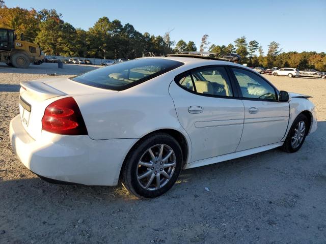 2G2WP552381151335 - 2008 PONTIAC GRAND PRIX WHITE photo 3