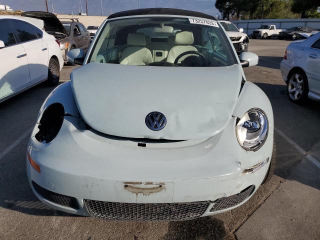 3VWRG3AL0AM006163 - 2010 VOLKSWAGEN NEW BEETLE Blau Foto 5