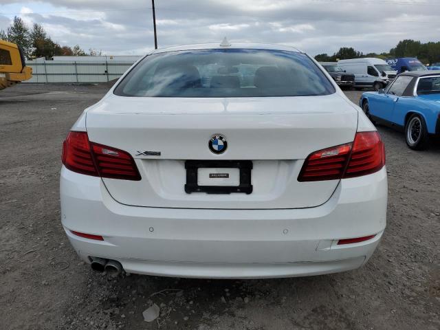 WBA5A7C52FD622892 - 2015 BMW 528 XI WHITE photo 6