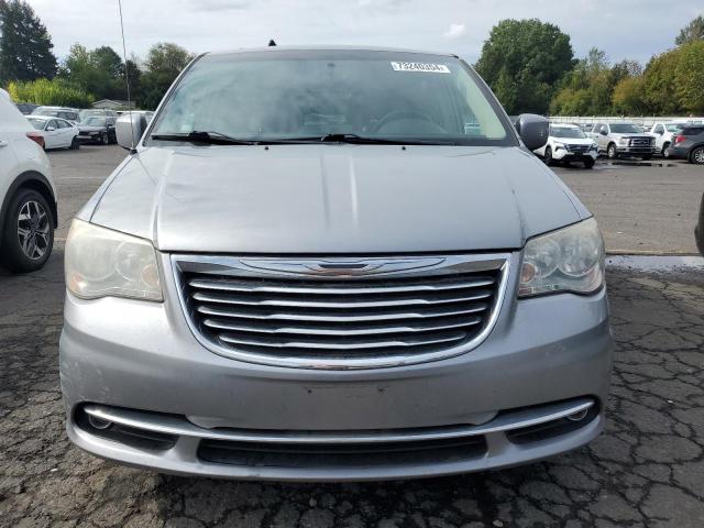 2C4RC1BGXDR656605 - 2013 CHRYSLER TOWN & COU TOURING SILVER photo 5